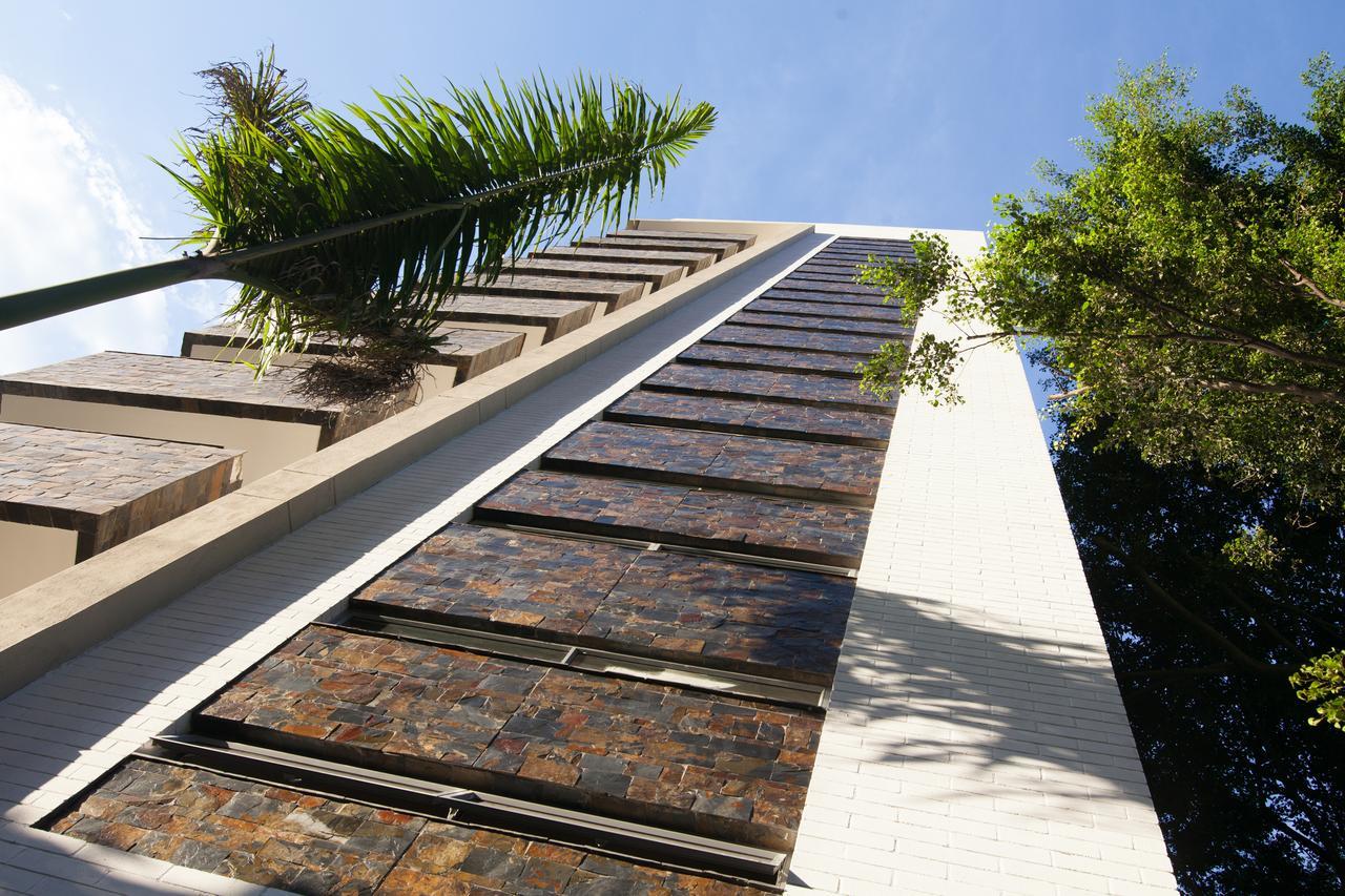 Sites Hotel Medellin Luaran gambar The roof of the house