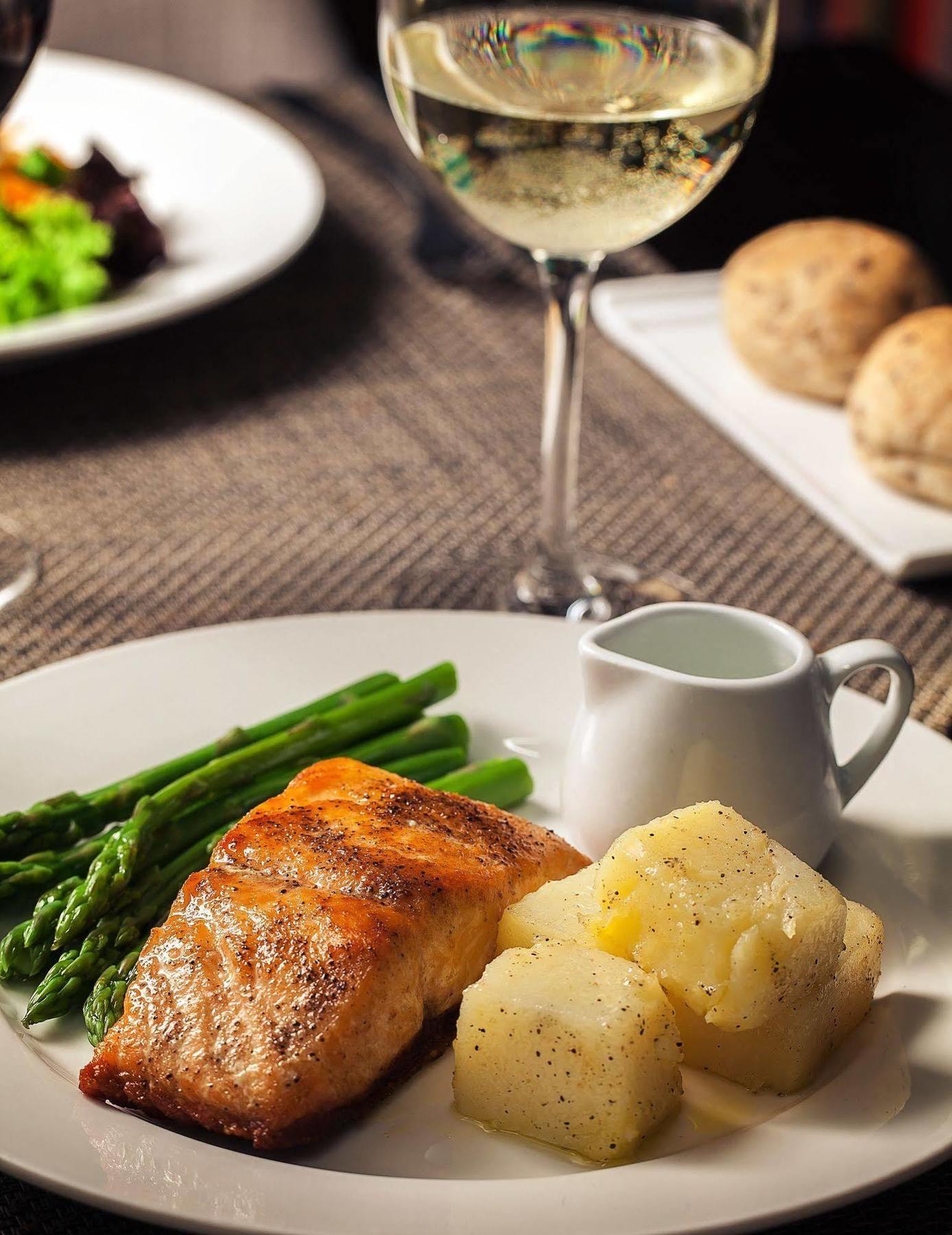 Sites Hotel Medellin Luaran gambar A jug of white wine vinegar